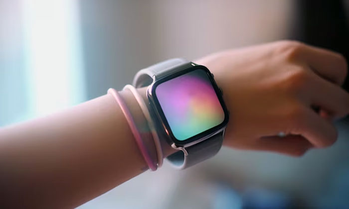 teknologi wearable jam pintar dan fitness tracker